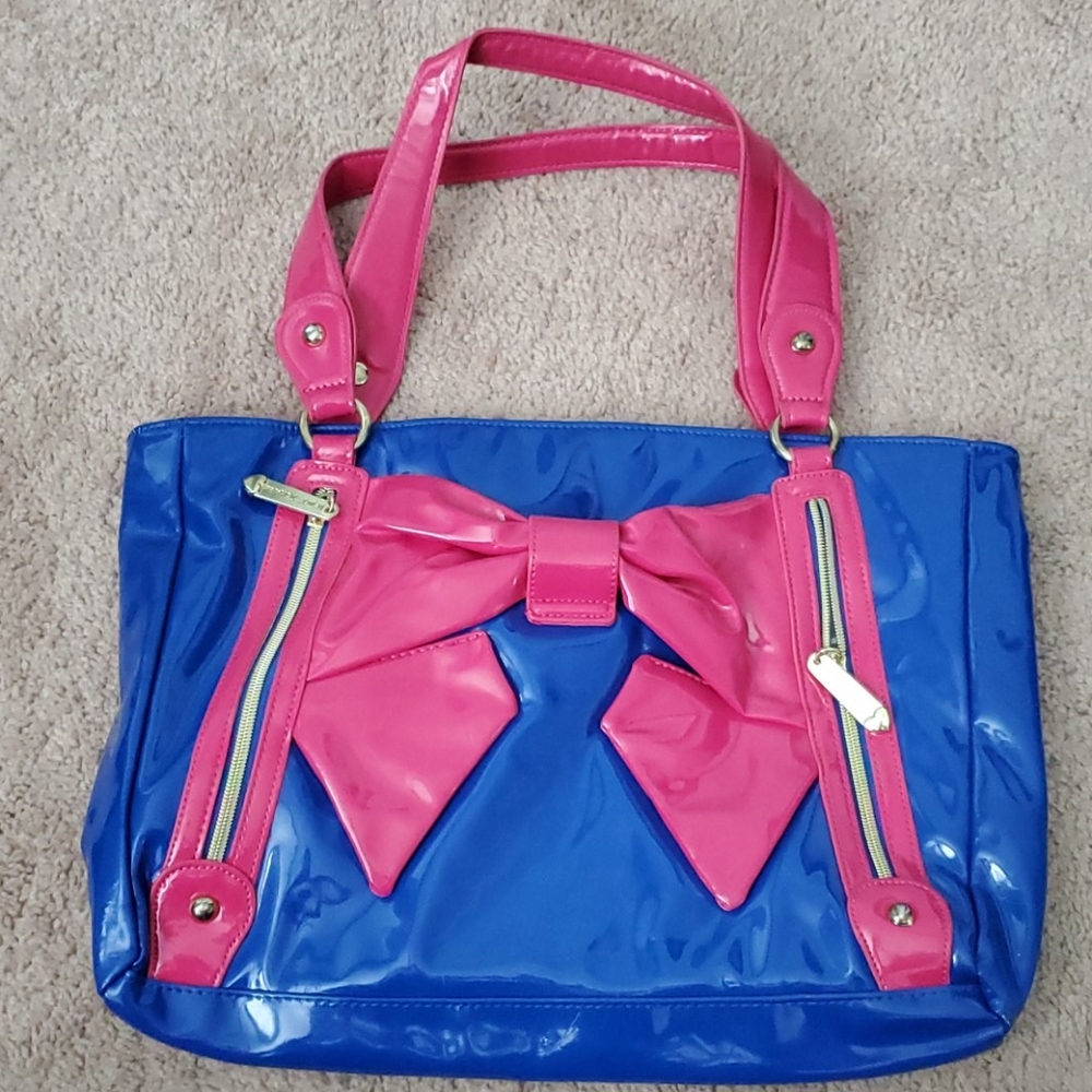 Betsey Johnson purse